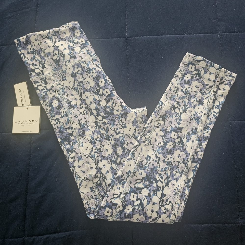 New w/tags Laundry by Shelli Segal Floral Capri Leggings Size S